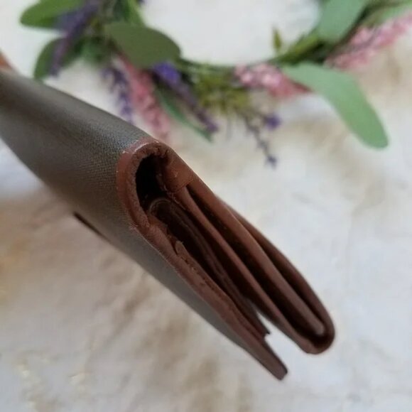 Dior Long Wallet checkbook Tan/ Green inc. COA - Picture 10 of 13